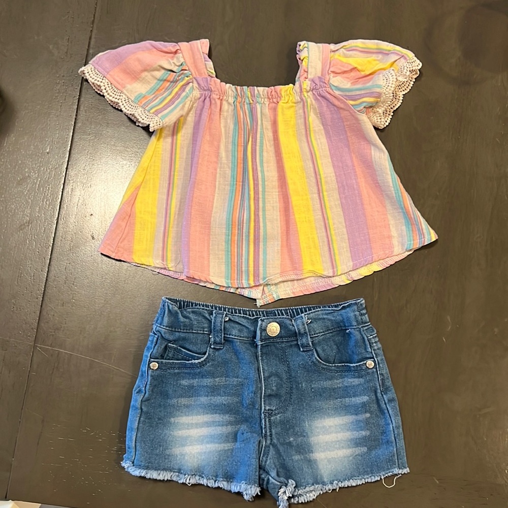 Jessica Simpson 12 months toddler shirt and shorts set